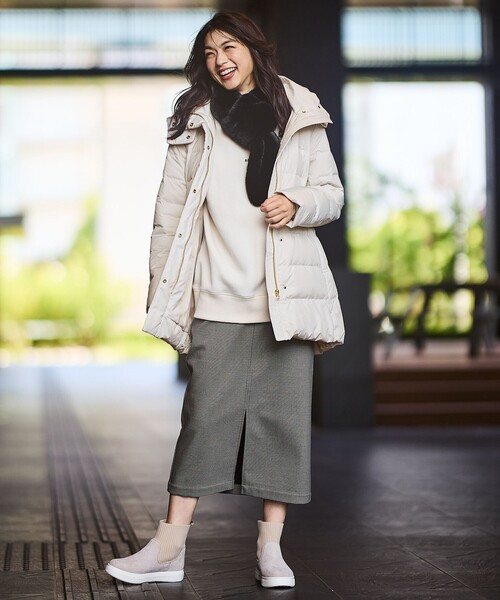 ANY（エニィ）の「ファーティペット（マフラー・レディース・黄土色系/ライトグレー系/ブラック系・F）」の8枚目の写真