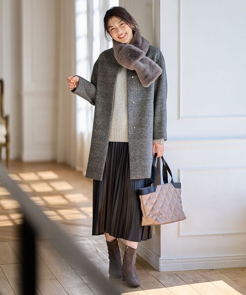 ANY（エニィ）の「ファーティペット（マフラー・レディース・黄土色系/ライトグレー系/ブラック系・F）」の9枚目の写真