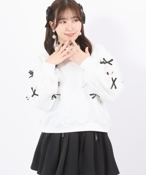 Salong hameu（サロン ハミュー）の「リボン チュールスリーブスウェットトレーナー（裏起毛）/プルオーバートップス レディース（スウェット・レディース・オフホワイト/ブラック・M/L）」の8枚目の写真
