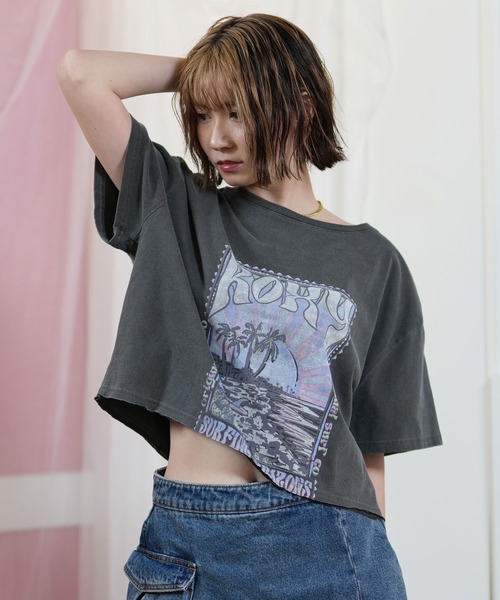 ROXY(ロキシー)の「ROXY/ロキシー ショート丈Tシャツ RST251651M(Tシャツ/カットソー・レディース・ブラック×ピンク/ブラック×ブルー/ブラック×グリーン・M)」の1枚目の写真