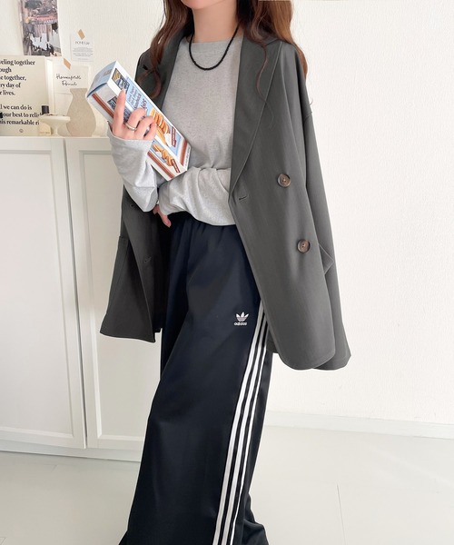 classicalelf（クラシカルエルフ）の「綺麗な落ち感。オーバーサイズ袖ロールアップドレープダブルジャケット（テーラードジャケット・レディース・グレー/チャコール・MEDIUM/LARGE/X-LARGE/SMALL）」の14枚目の写真