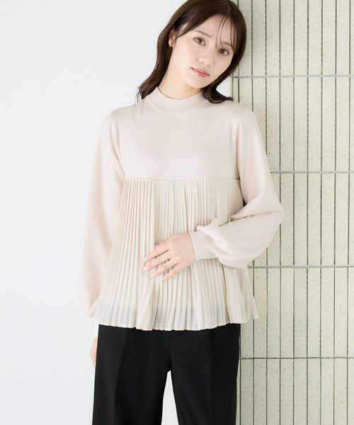 Andemiu（アンデミュウ）の「ドッキングプリーツニット286217（ニット/セーター・レディース・ブラック/アイボリー/モカ/ラベンダー・FREE）」の11枚目の写真