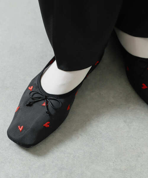 SENSE OF PLACE by URBAN RESEARCH(センスオブプレイスバイアーバンリサーチ)の「ハートチュールフラットシューズ(バレエシューズ・レディース・ブラック系その他/アイボリー/ブラック・SMALL/MEDIUM/LARGE)」の18枚目の写真