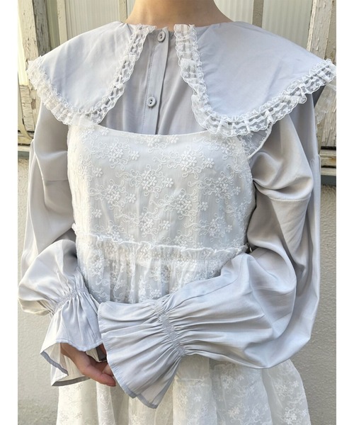 merry jenny（メリージェニー）の「サテンフリルブラウス（シャツ/ブラウス・レディース・オフホワイト/ブルー・FREE）」の2枚目の写真