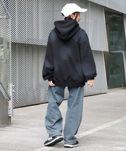 【タワレコ限定】VIVISION MAKER'S HOODIE SEQUENZ/シークエンズ】LOGO APPLIQUE ZIP HOODIE / 裏起毛