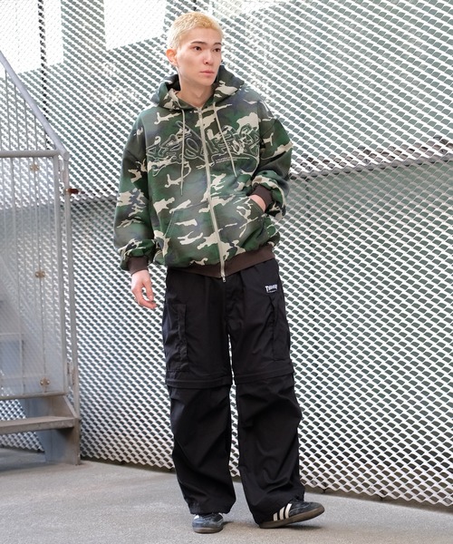 SEQUENZ(シークエンズ)の「【SEQUENZ/シークエンズ】LOGO APPLIQUE ZIP HOODIE / 裏起毛 アートワークデザイン ヴィンテージライク ジップアップパーカー(パーカー・メンズ・ブラック/ダークブラウン/ピンク系その他/ウッドランド/ネイビー/リアルツリーカモ・M/L/S)」の17枚目の写真