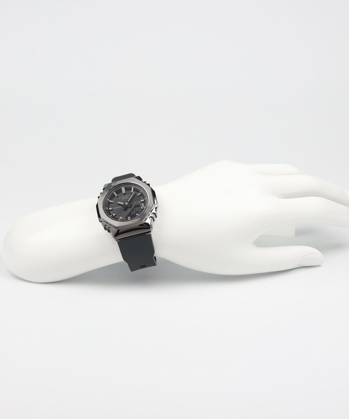 G-SHOCK(ジーショック)の「GM-S2110シリーズ / メタルベゼル / GM-S2110B-8AJF(アナログ腕時計・レディース・ダークグレー・FREE)」の9枚目の写真