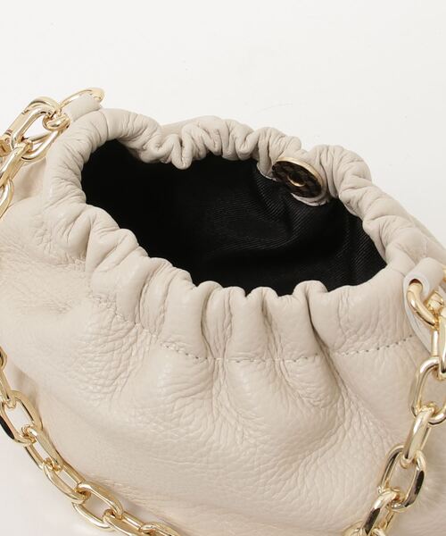 AULENTTI（オウレンティ）の「[AULENTTI/オーレンティ] DOLLARO 2WAY チェーンショルダー レザーミニバッグ（ショルダーバッグ・レディース・ブラック/オフホワイト・F）」の12枚目の写真