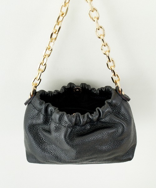 AULENTTI（オウレンティ）の「[AULENTTI/オーレンティ] DOLLARO 2WAY チェーンショルダー レザーミニバッグ（ショルダーバッグ・レディース・ブラック/オフホワイト・F）」の15枚目の写真