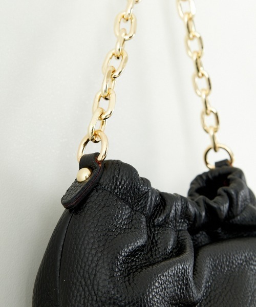 AULENTTI（オウレンティ）の「[AULENTTI/オーレンティ] DOLLARO 2WAY チェーンショルダー レザーミニバッグ（ショルダーバッグ・レディース・ブラック/オフホワイト・F）」の16枚目の写真