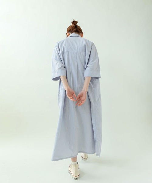 PAR ICI（パーリッシィ）の「タイプライター ストライプBIGシャツワンピース（シャツワンピース・レディース・ブルー/ネイビー×ホワイト・FREE）」の6枚目の写真