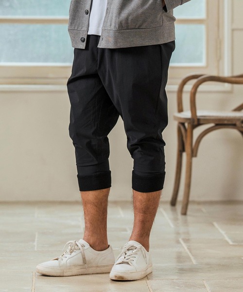 Magine(マージン)の「mp13232- Stretch Nylon Fabric Cropped Pants クロップドジョガーパンツ(その他パンツ・メンズ・チャコール/ブラック/ブルーグリーン・44/46/48)」の4枚目の写真