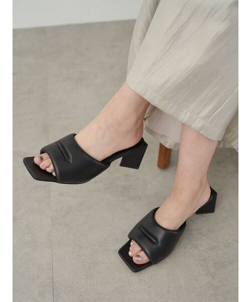 ELENDEEK（エレンディーク）の「クッションサンダル（サンダル・レディース・ブラック/オフホワイト/レッド・38/37）」の14枚目の写真