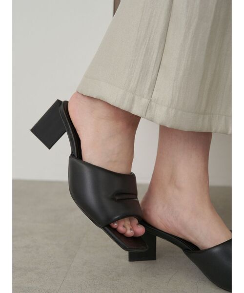 ELENDEEK（エレンディーク）の「クッションサンダル（サンダル・レディース・ブラック/オフホワイト/レッド・38/37）」の20枚目の写真