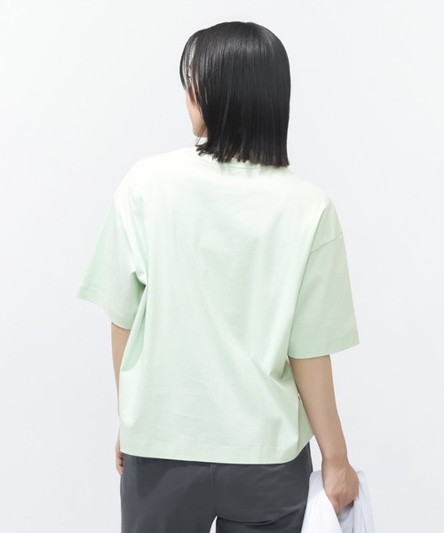 TIGORA(ティゴラ)の「ティゴラ TIGORA UVカットシルキーコットンオーバーサイズTシャツ(Tシャツ/カットソー・レディース・ライトベージュ/ブラック/グレー/ライトグリーン/ピンク/ホワイト/ベージュ/ネイビー・S/M/L/XL)」の11枚目の写真