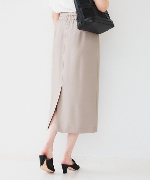 UNTITLED（アンタイトル）の「【接触冷感/UV/セットアップ可能】ライトウェイト ナロースカート（スカート・レディース・ベージュ/ブラック/チャコールグレー・00/01/02/03/04/42/44/46/48/50）」の14枚目の写真