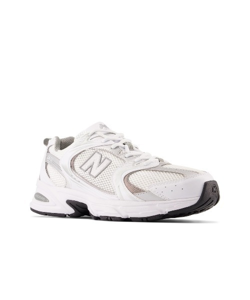 Kinetics(キネティクス)の「New Balance 530(ニューバランス MR530)(スニーカー・メンズ・ホワイト系1/シルバー系/ホワイト系2・24cm/23.5cm/25cm/24.5cm/23cm/26cm/26.5cm/27cm/28.5cm/29cm/25.5cm/27.5cm/28cm)」の6枚目の写真