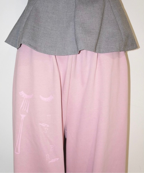 musubore(ムスボレ)の「buggy print sweat PT / プリントスエットパンツ(スウェットパンツ・レディース・ピンク/グレー・1/0)」の21枚目の写真