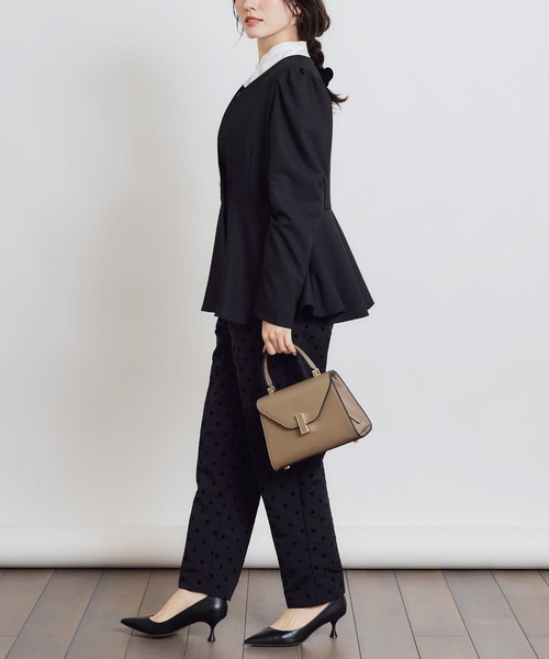 PICCIN PERLA（ピッチンペルラ）の「パールボタンペプラムジャケット（ノーカラージャケット・レディース・ブラック・M）」の16枚目の写真