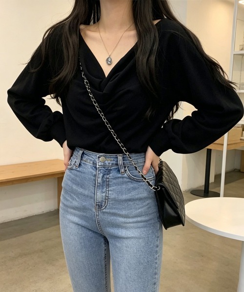 Miniministore(ミニミニストア)の「フロントねじり シャツブラウス Vネック(シャツ/ブラウス・レディース・ライトグレー/ピンク/ブラック/ベージュ・L/M)」の2枚目の写真