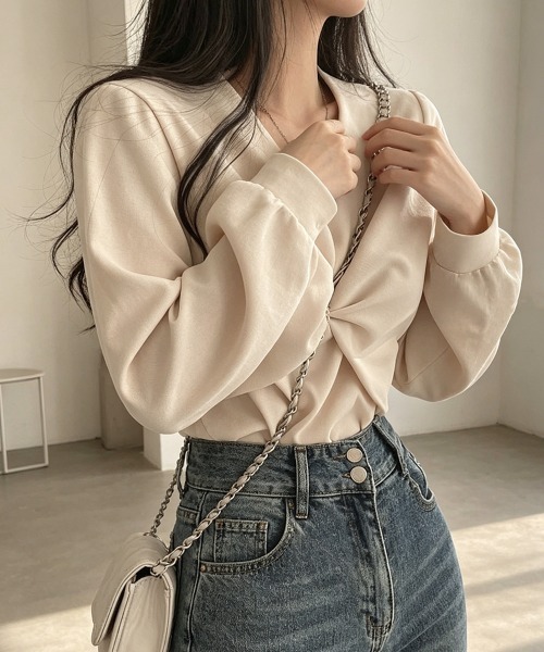 Miniministore(ミニミニストア)の「フロントねじり シャツブラウス Vネック(シャツ/ブラウス・レディース・ライトグレー/ピンク/ブラック/ベージュ・L/M)」の6枚目の写真