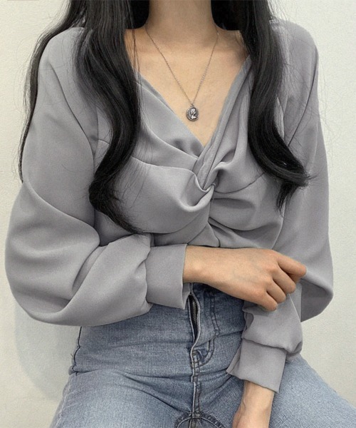 Miniministore(ミニミニストア)の「フロントねじり シャツブラウス Vネック(シャツ/ブラウス・レディース・ライトグレー/ピンク/ブラック/ベージュ・L/M)」の15枚目の写真