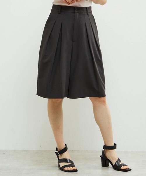 SOFFITTO(ソフィット)の「多機能ストレッチ素材麻混ショート丈パンツ(その他パンツ・レディース・ライトカーキ/チャコールグレー/ブラック・M/S)」の2枚目の写真