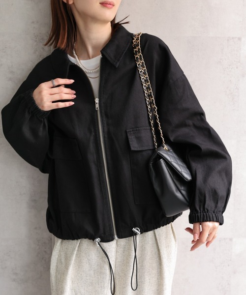新色：ブラック
model：162㎝着用サイズ：F
