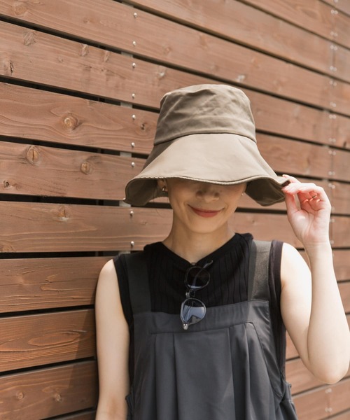 URBAN RESEARCH DOORS（アーバンリサーチドアーズ）の「撥水UVハット（ハット・レディース・カーキ/ブラック・ONE）」の5枚目の写真