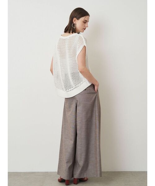 ELENDEEK（エレンディーク）の「メタルライクヤーンメッシュトップス（ニット/セーター・レディース・オフホワイト/ブラウン・FREE）」の16枚目の写真