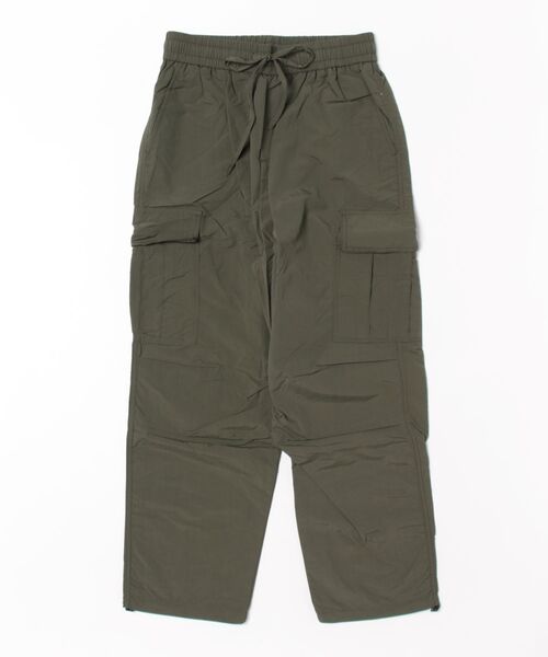 CERCA(チェルカ)の「【Chiina】ワイドテーパード タックミリタリーパラシュートカーゴパンツ(カーゴパンツ・メンズ・カーキ/レッド・FREE)」の2枚目の写真