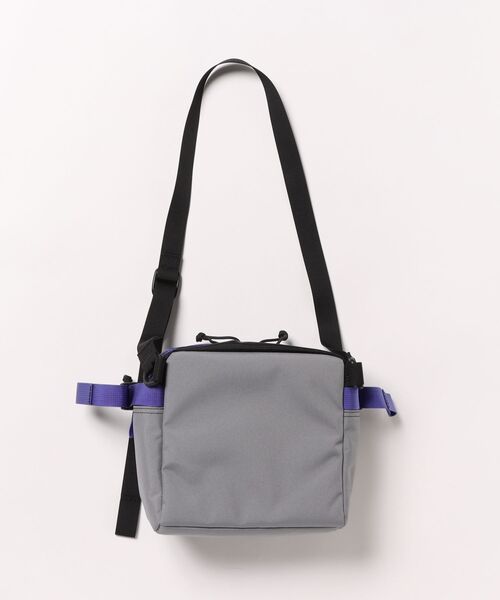 master-piece（マスターピース）の「【master-piece /マスターピース】 HugSack Square Shoulder Bag（ショルダーバッグ・メンズ・ブラック/サックスブルー/グレー・FREE）」の4枚目の写真