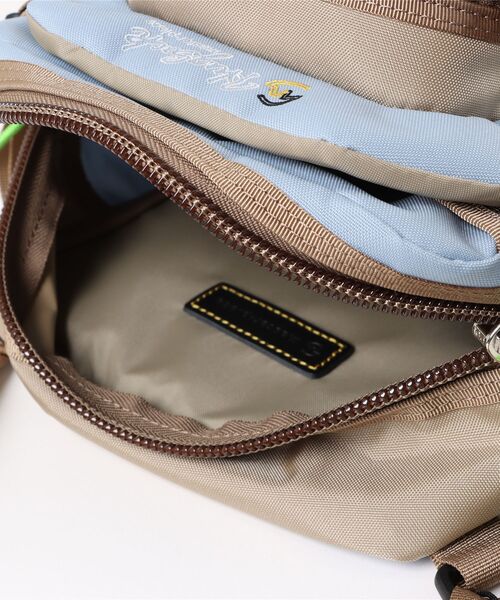 master-piece（マスターピース）の「【master-piece /マスターピース】 HugSack Square Shoulder Bag（ショルダーバッグ・メンズ・ブラック/サックスブルー/グレー・FREE）」の8枚目の写真