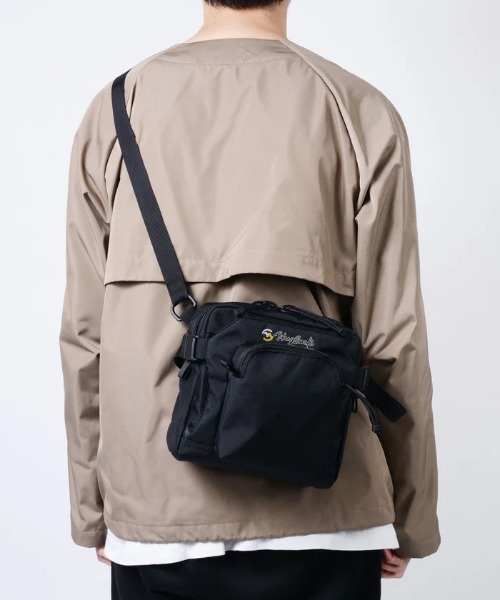 master-piece（マスターピース）の「【master-piece /マスターピース】 HugSack Square Shoulder Bag（ショルダーバッグ・メンズ・ブラック/サックスブルー/グレー・FREE）」の10枚目の写真