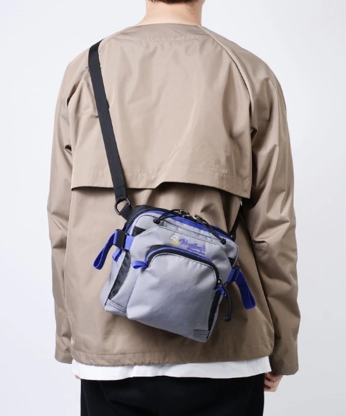 master-piece（マスターピース）の「【master-piece /マスターピース】 HugSack Square Shoulder Bag（ショルダーバッグ・メンズ・ブラック/サックスブルー/グレー・FREE）」の11枚目の写真