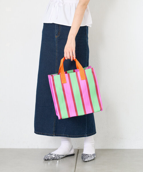 Actually（アクチュアリー）の「STRIPE BOX TOTE BAG（トートバッグ・レディース・ダークブラウン/ピンク/イエロー/ブラック・0）」の7枚目の写真
