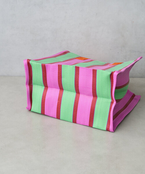 Actually（アクチュアリー）の「STRIPE BOX TOTE BAG（トートバッグ・レディース・ダークブラウン/ピンク/イエロー/ブラック・0）」の10枚目の写真