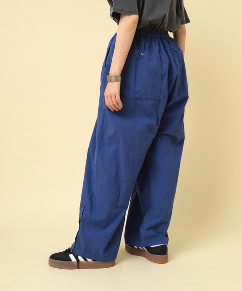 RNA-N（アールエヌエーエヌ）の「R4344 バルキーコットンリラックスパンツ（その他パンツ・レディース・キナリ/ブラック/ブルー・FREE）」の8枚目の写真