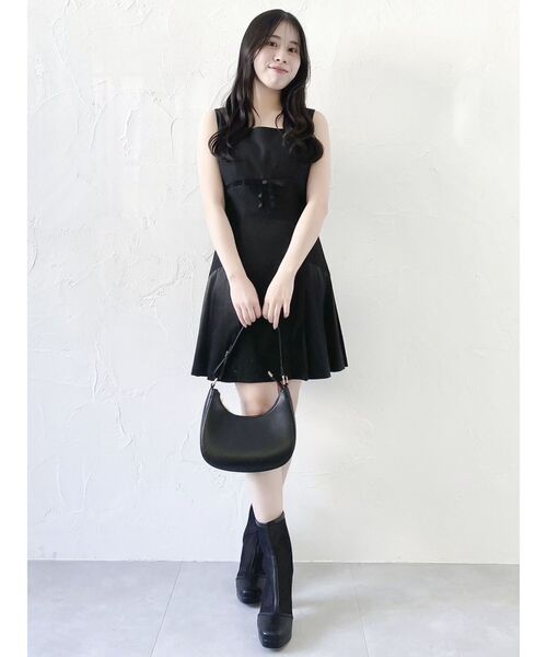 dazzlin(ダズリン)の「サイドプリーツミニワンピース(ワンピース・レディース・ブルー/ネイビー/ブラック・MEDIUM/SMALL)」の21枚目の写真