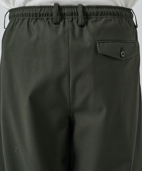 markaware（マーカウェア）の「【MARKAWARE/marka】別注 TRIPLE PLEATED WIDE TROUSERS（スラックス・メンズ・ダークグリーン/ダークグレー/ブラック・1/2）」の10枚目の写真
