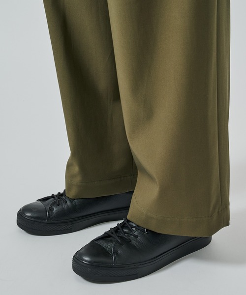 パンツ markaware pleated wode trousers MARKAWARE(マーカウェア) - TRIPLE PLEATED WIDE TROUSERS