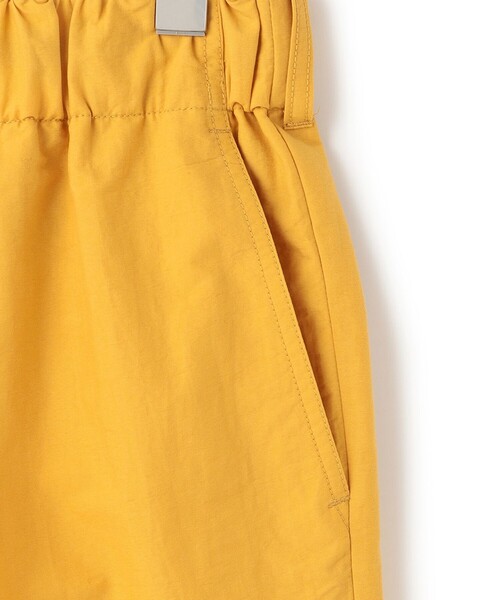 J.PRESS YORK STREET(ジェイプレスヨークストリート)の「【UNISEX】ナイロンワッシャー ショートパンツ(その他パンツ・メンズ・イエロー系/ブラック系/カーキ系・SMALL/LARGE)」の19枚目の写真