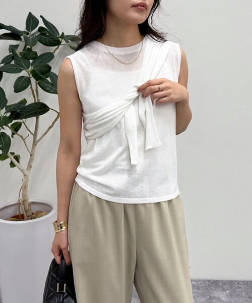 fredy emue（フレディエミュ）の「リネン混ノースリーブニットプルオーバー（タンクトップ・レディース・サックスブルー/イエロー/オフホワイト/ブラウン・38）」の17枚目の写真