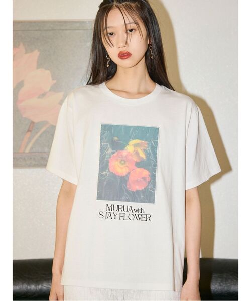 MURUA（ムルーア）の「【MURUA×STAYFLOWER】フォトチュールTシャツ（Tシャツ/カットソー・レディース・ホワイト/ブラック・FREE）」の3枚目の写真