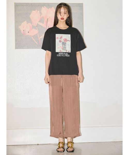 MURUA（ムルーア）の「【MURUA×STAYFLOWER】フォトチュールTシャツ（Tシャツ/カットソー・レディース・ホワイト/ブラック・FREE）」の8枚目の写真