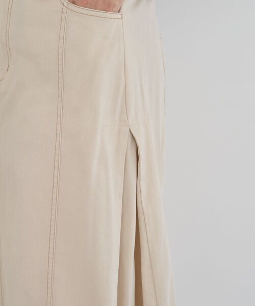 Green　Parks（グリーンパークス）の「ライトデニムサイドタックスカート（デニムスカート・レディース・ホワイト系その他2/ブラック/インディゴブルー・FREE）」の10枚目の写真