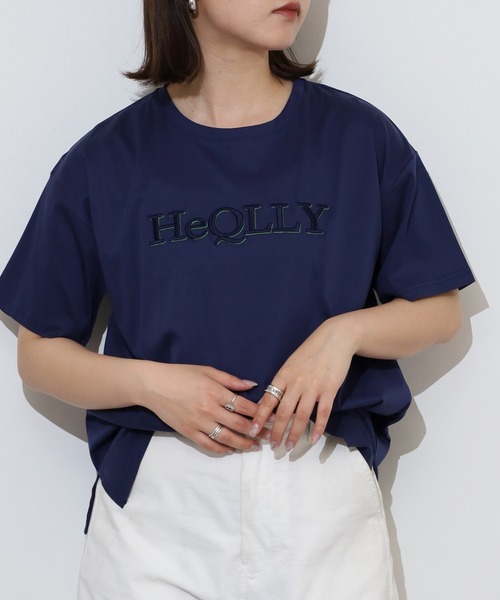 BRODIAEA（ブローディア）の「BRODIAEA ぷっくり立体ロゴ半袖Tシャツ（Tシャツ/カットソー・レディース・サックスブルー/オフホワイト/ネイビー/キャメル/グレイッシュベージュ・40）」の4枚目の写真