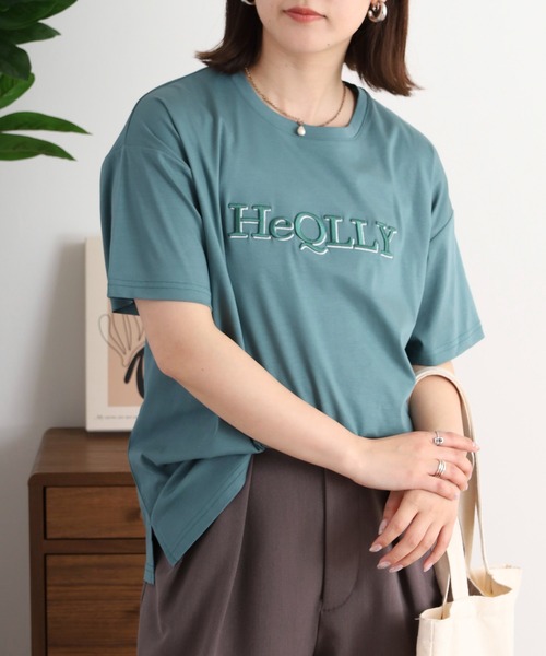 BRODIAEA（ブローディア）の「BRODIAEA ぷっくり立体ロゴ半袖Tシャツ（Tシャツ/カットソー・レディース・サックスブルー/オフホワイト/ネイビー/キャメル/グレイッシュベージュ・40）」の19枚目の写真