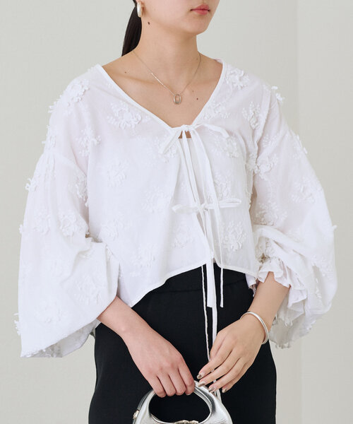 crinkle crinkle 3D embroidery ボレロブラウス 3D embroidery bolero | BLUE