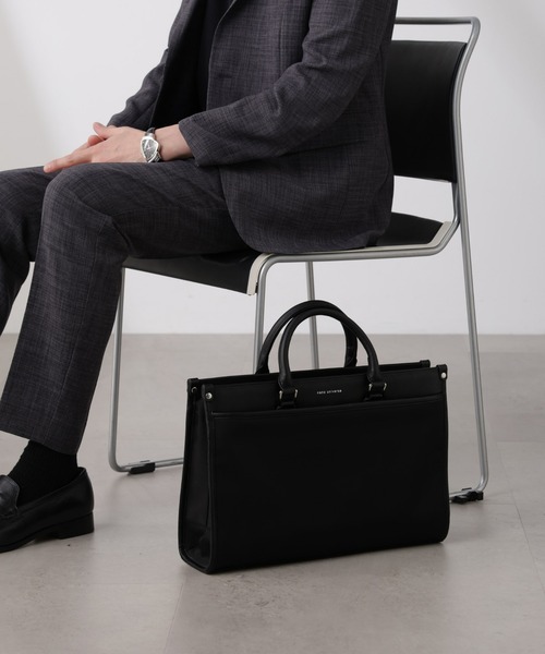 NANO universe（ナノユニバース）の「マルチモバイルブリーフケース（トートバッグ・メンズ・ブラック・FREE）」の4枚目の写真